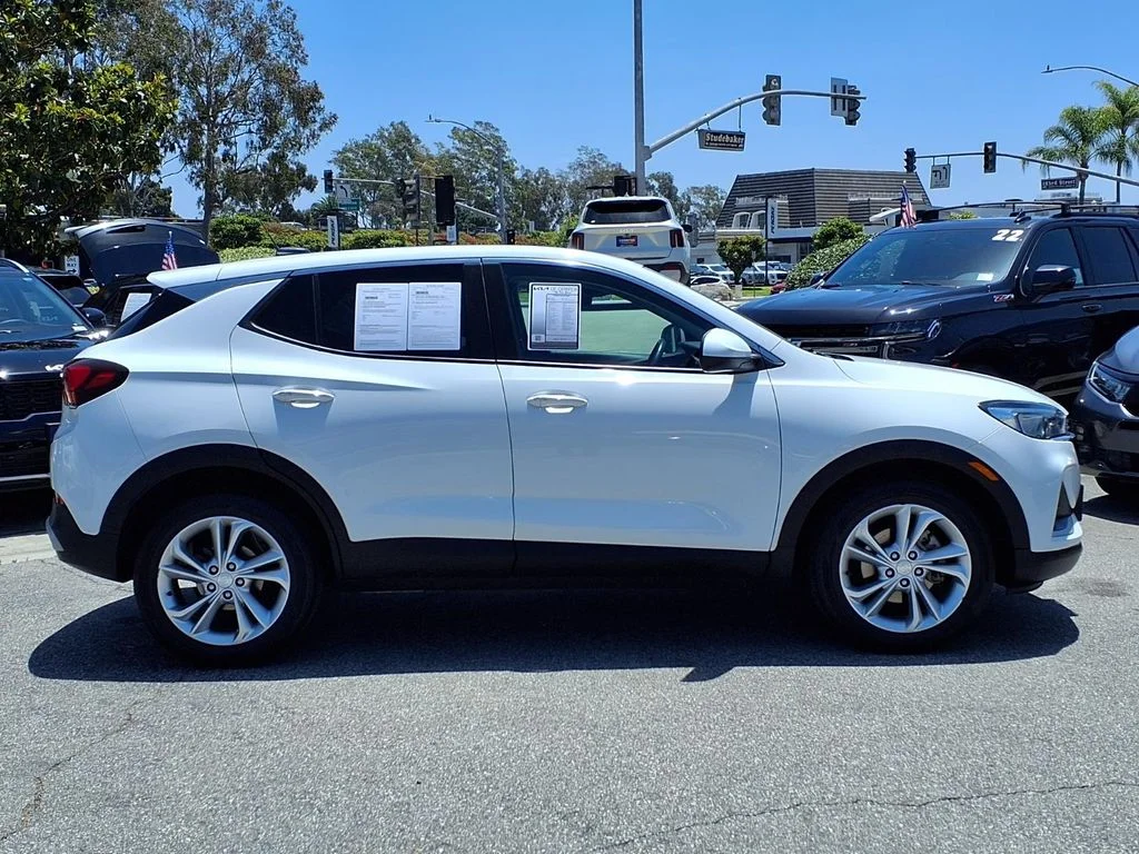 Used 2023 White Buick Preferred image 6