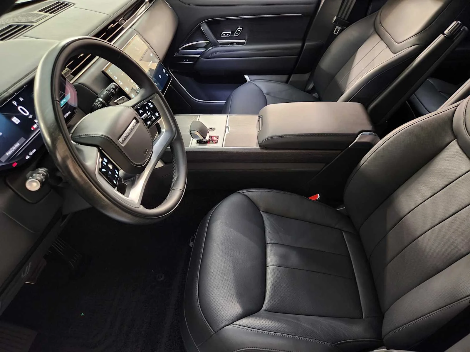 Used 2025 Fuji White Land Rover Autobiography - P530 SWB image 20