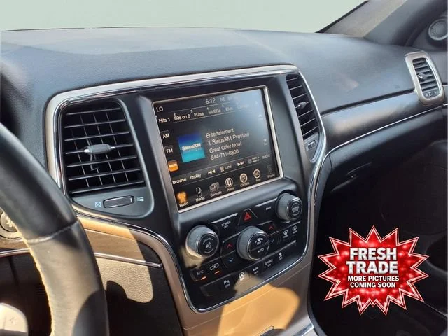 Used 2017 White Jeep Limited image 6