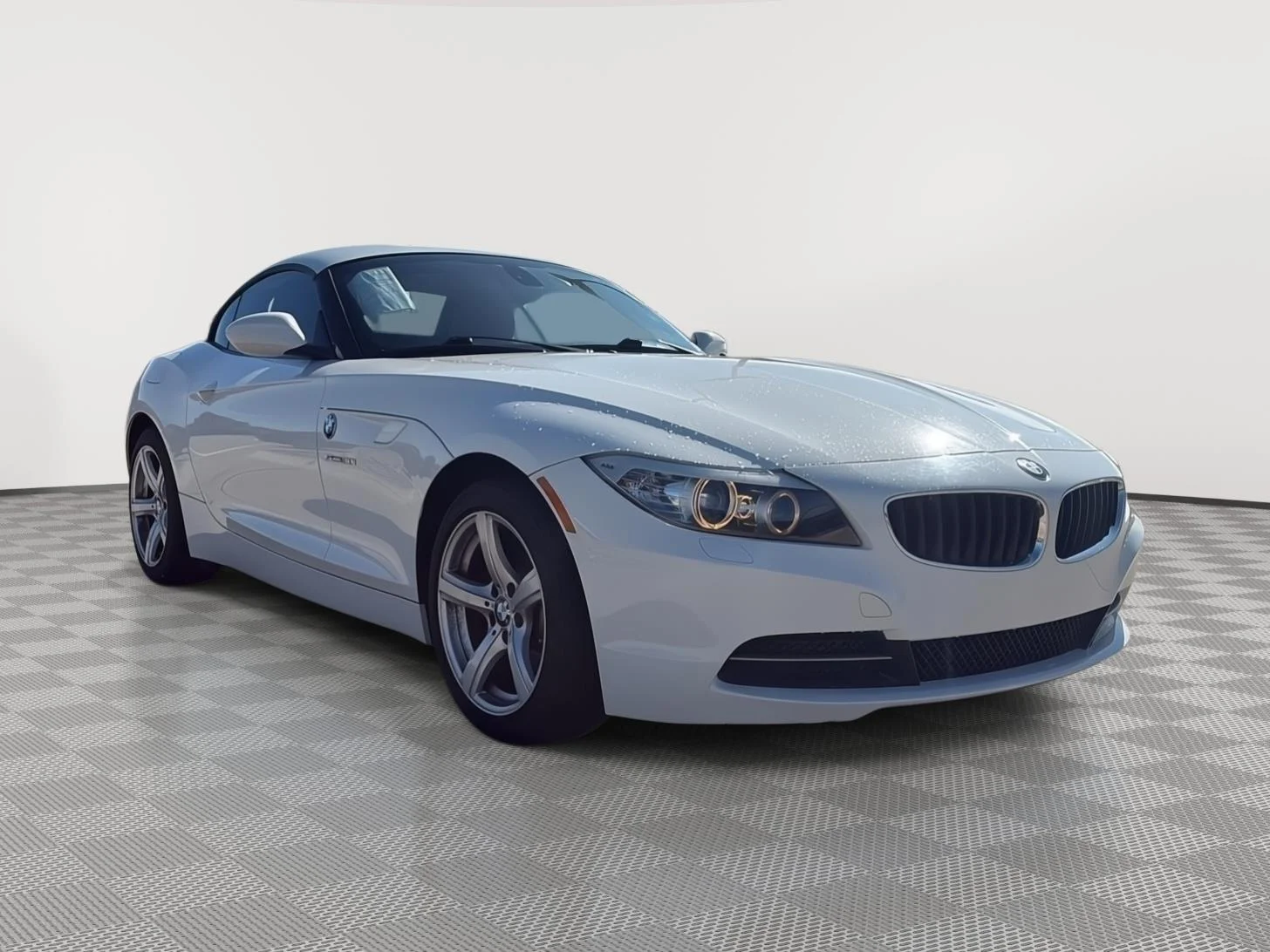 Used 2011 Alpine White BMW sDrive30i image 1