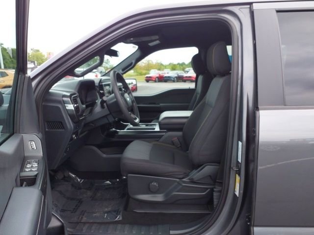 Used 2025 Gray Ford STX image 18