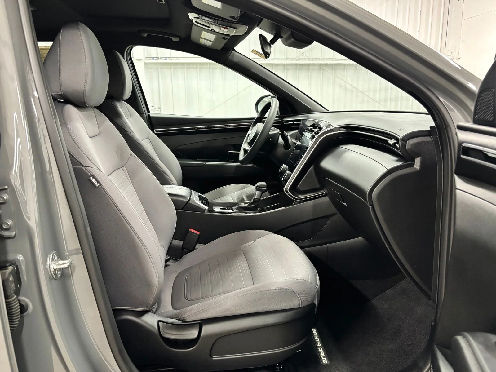 Used 2023 Gray Hyundai SEL image 22