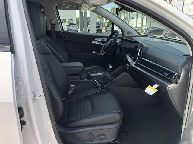 New 2025 White Kia SX-Prestige image 20