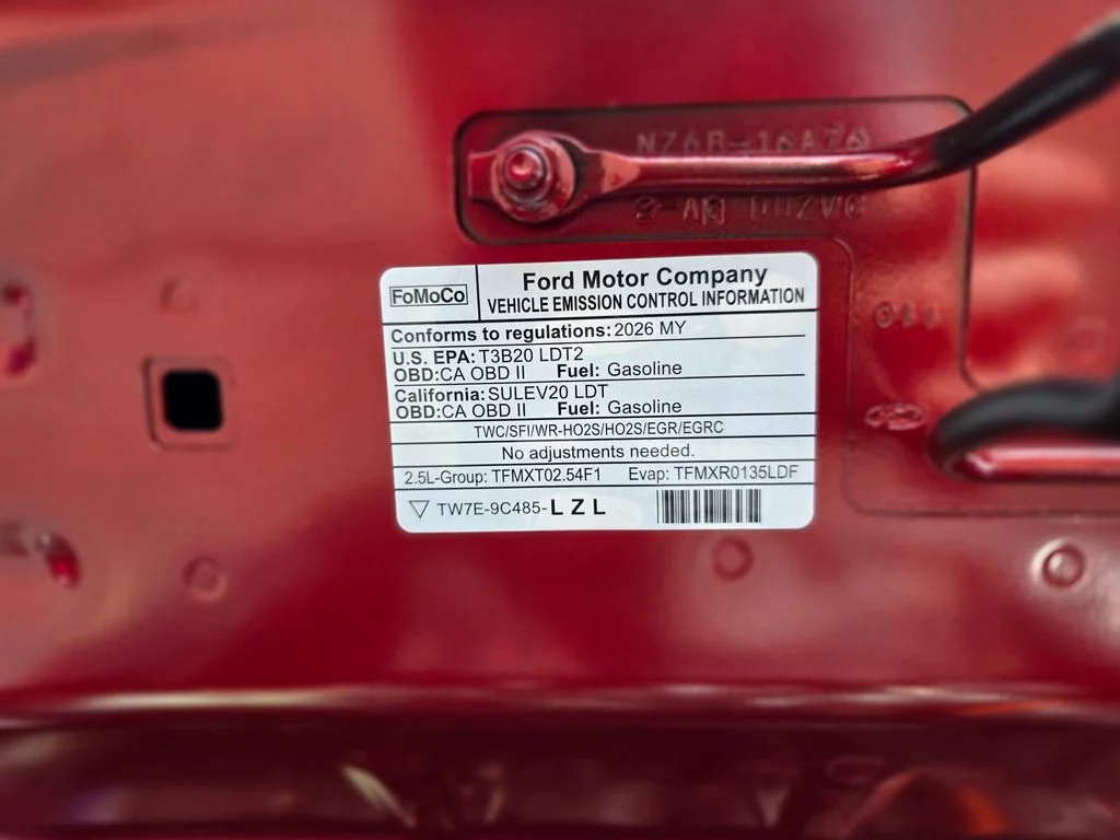New 2026 Ruby Red Metallic Tinted Clearcoat Ford XLT image 27