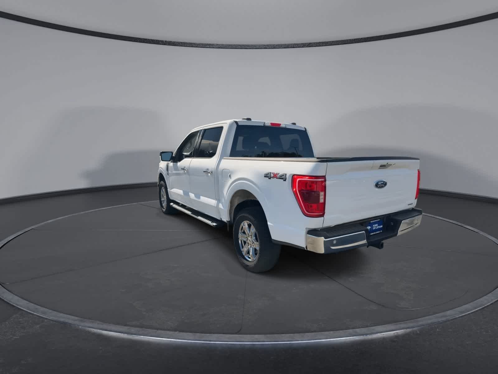 Certified Used 2021 Oxford White Ford XLT image 6