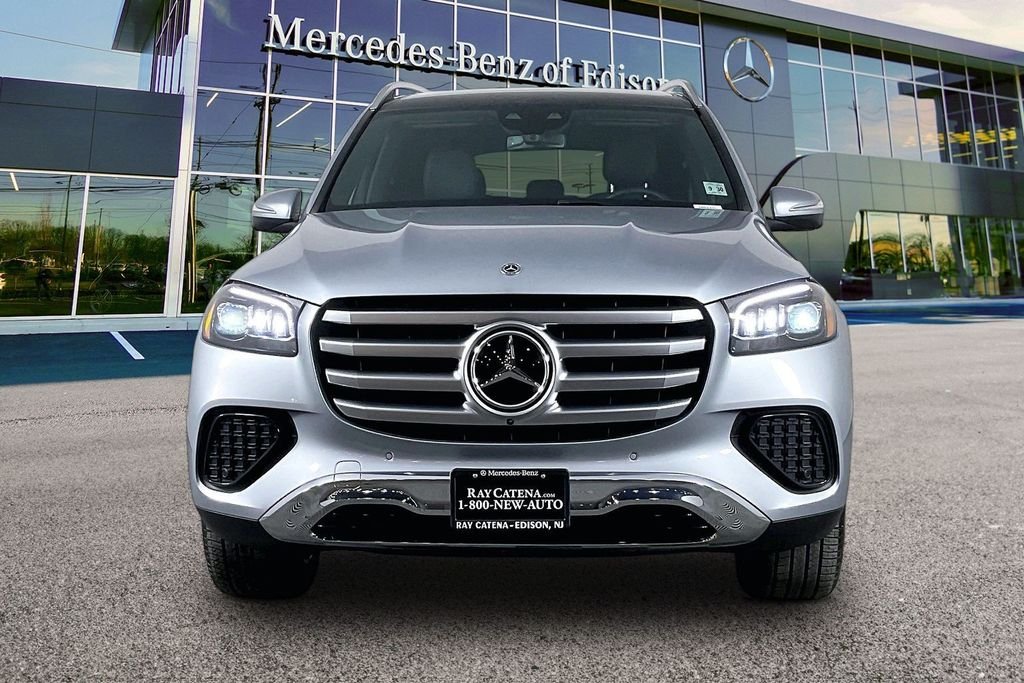 Used 2026 Black Mercedes-Benz GLS 450 image 3