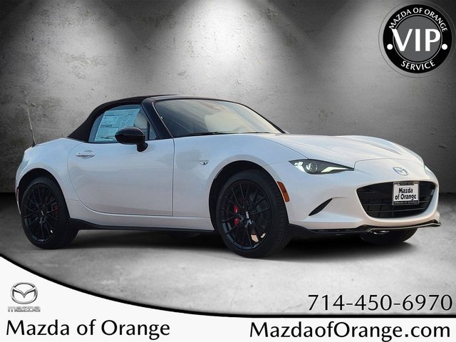 New 2025 Mazda MX-5 MIATA Club CONVERTIBLE in Orange #00251642