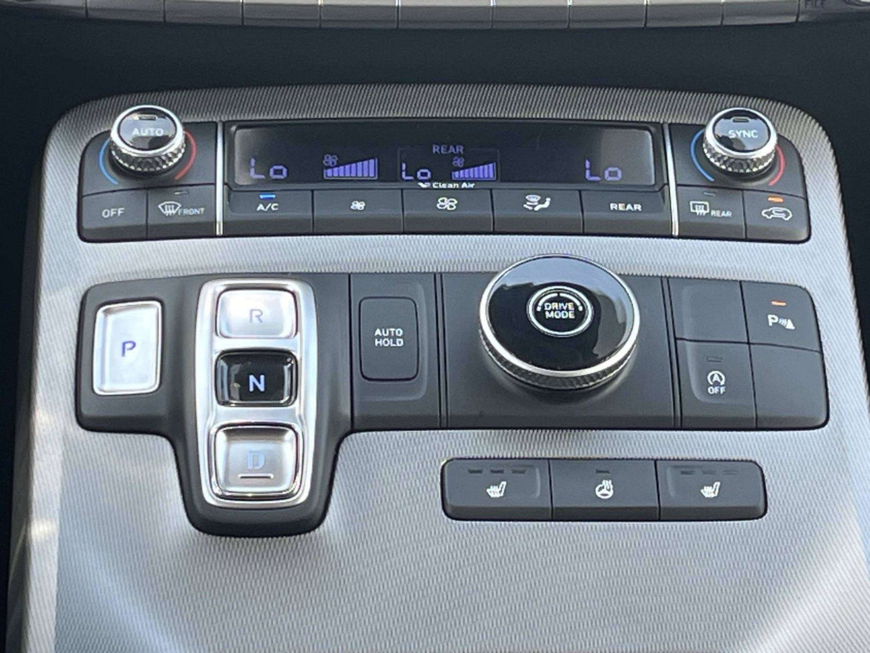 Used 2022 Abyss Black Pearl Hyundai SEL image 16