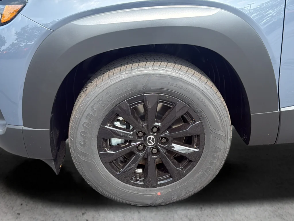 New 2026 Gray Mazda Preferred image 32