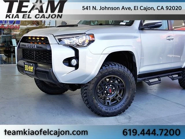 Used 2018 Silver Toyota TRD Off-Road Premium image 3