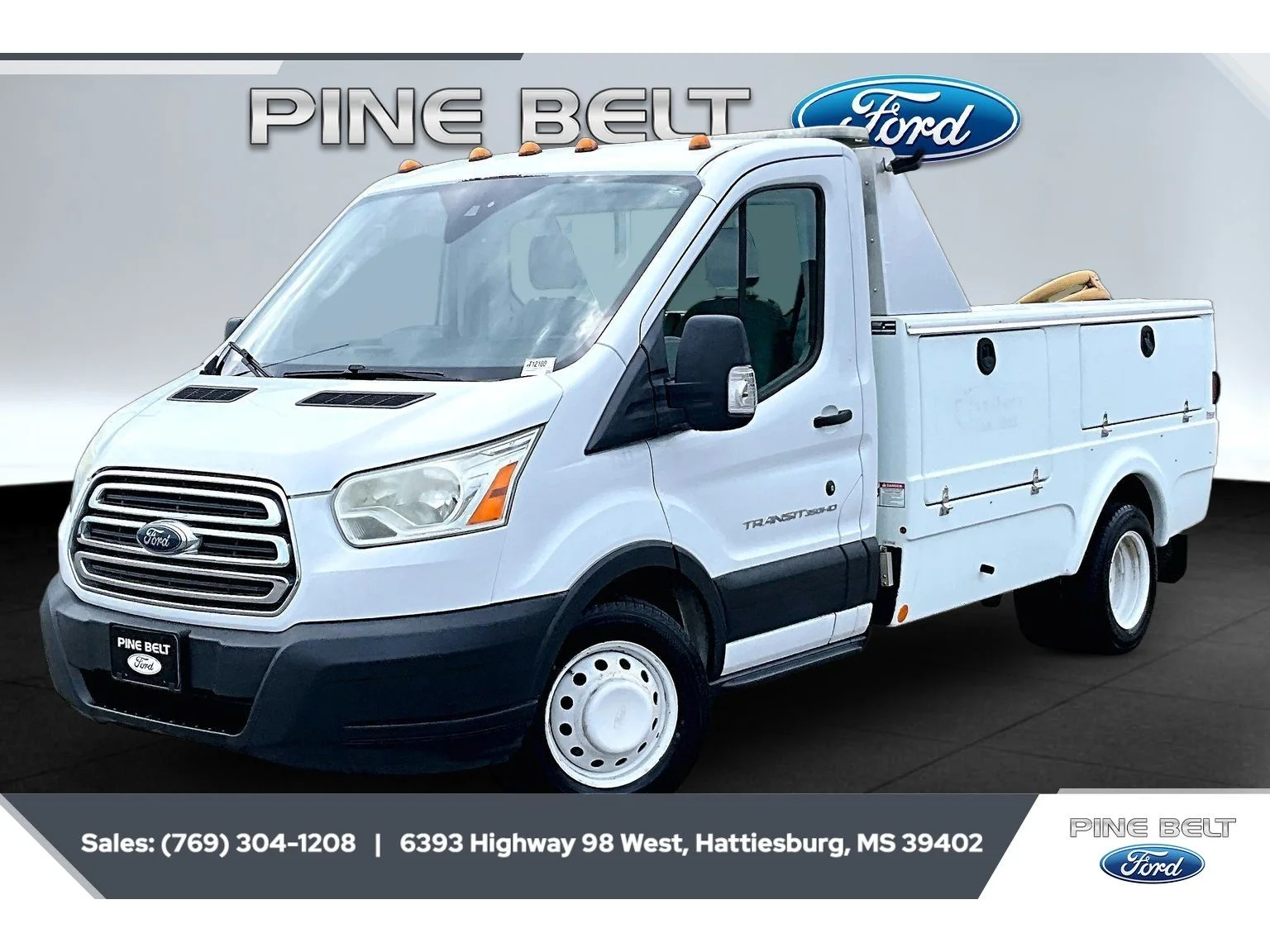 Used 2016 Oxford White Ford Base image 10