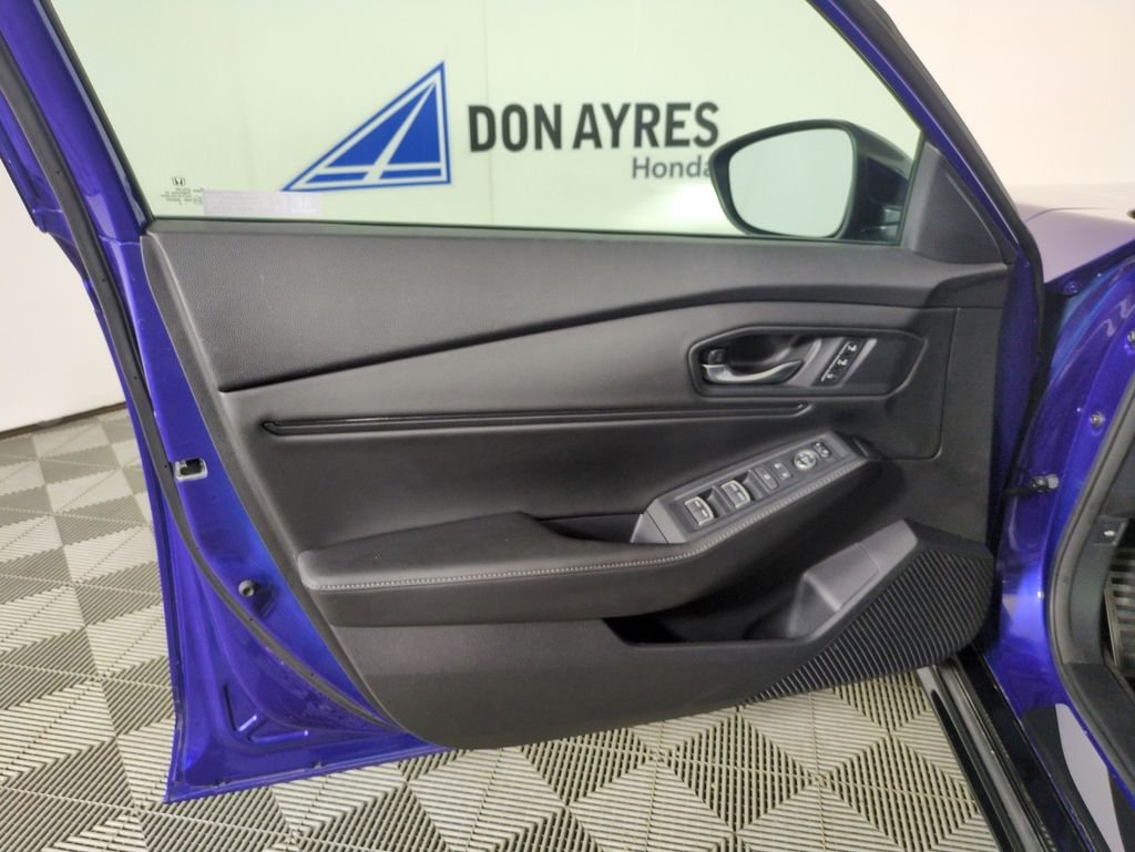Used 2023 Still Night Pearl Honda Sport-L image 10