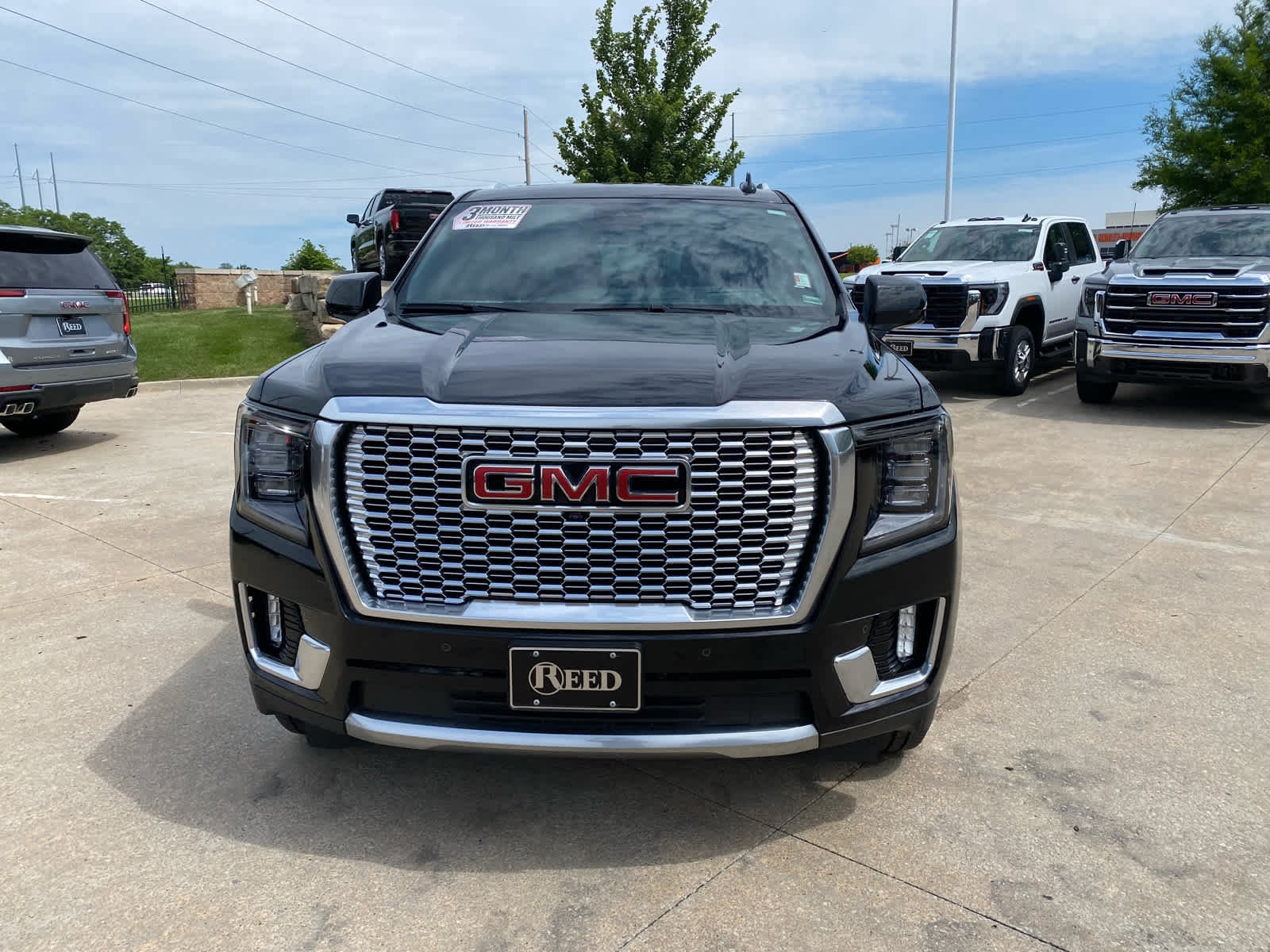 Used 2023 GMC Yukon Denali with VIN 1GKS2DKL1PR316888 for sale in Kansas City