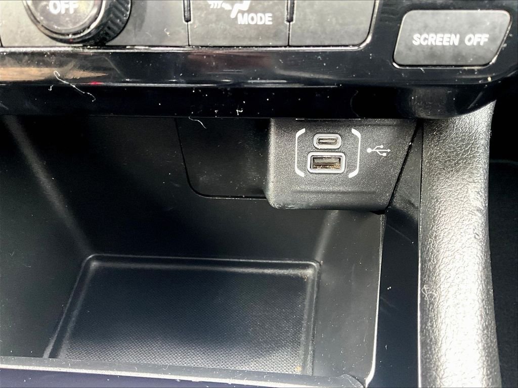 Used 2022 Gray Jeep Latitude image 26