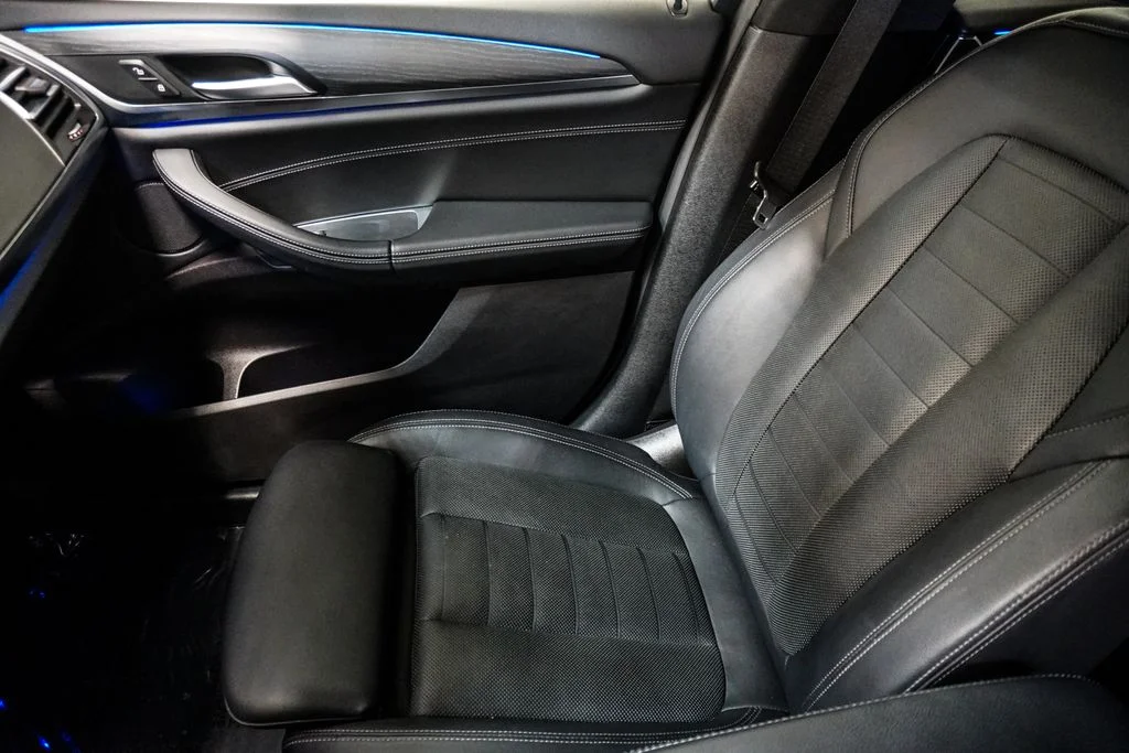 Used 2022 White BMW xDrive30i image 44