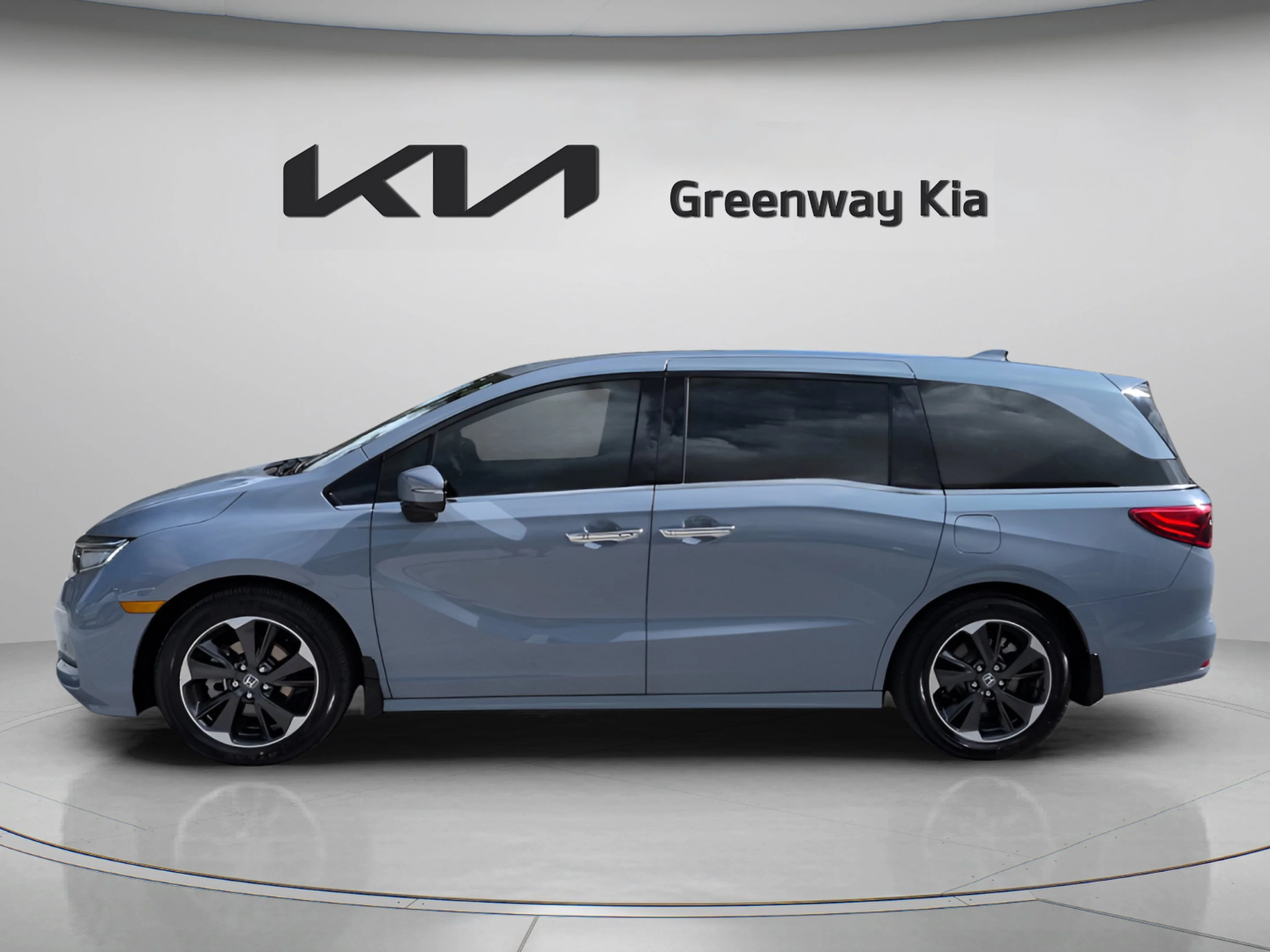Used 2024 Lunar Silver Metallic Honda Elite image 9