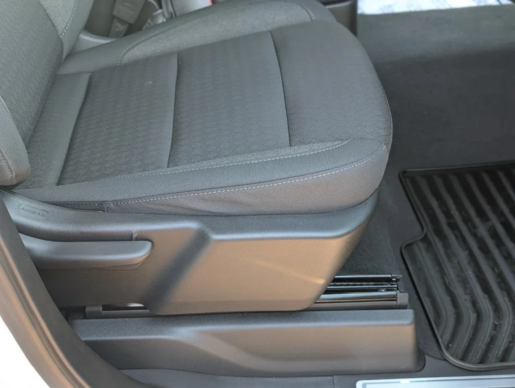 New 2026 Summit White Chevrolet LT image 35