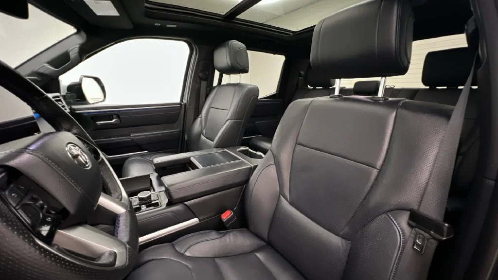Used 2023 Silver Toyota Platinum image 9