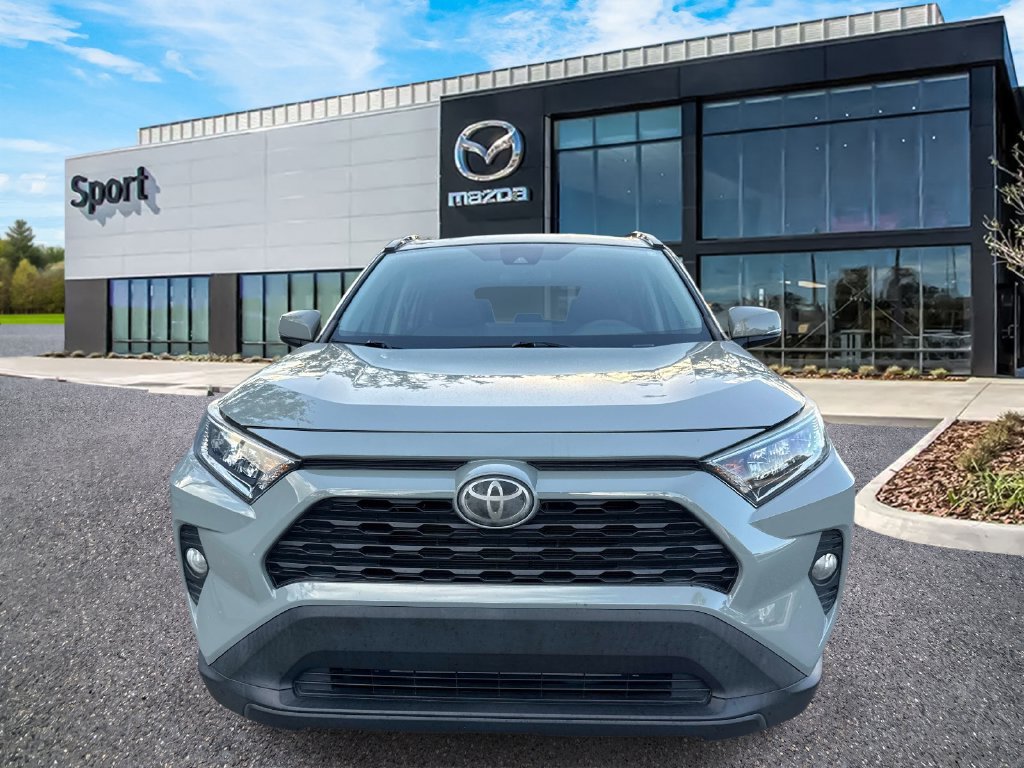 Used 2021  Toyota XLE image 9
