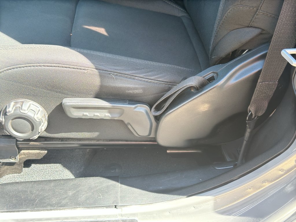 Used 2018 Sting-Gray Clearcoat Jeep Sport image 24