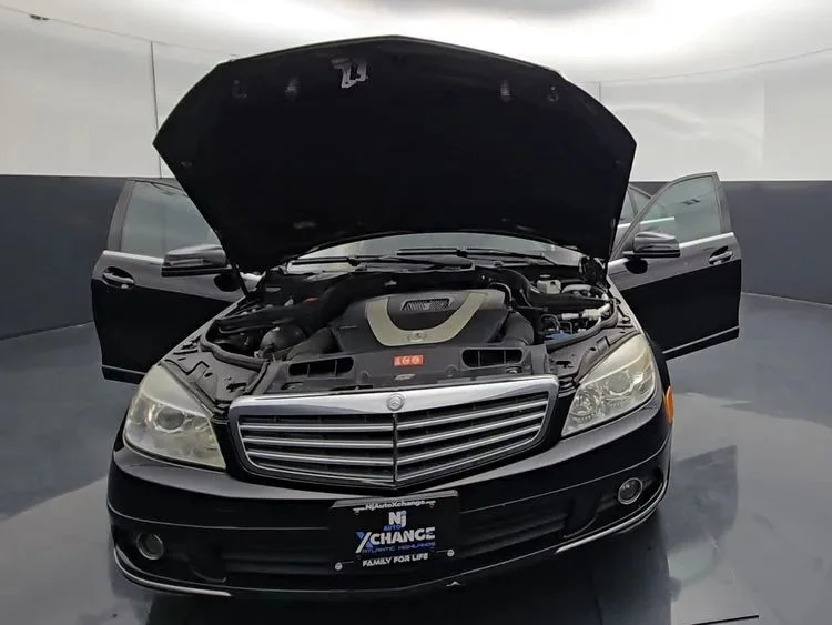 Used 2011 Black Mercedes-Benz C 300 4MATIC® Luxury Sedan 4D image 16