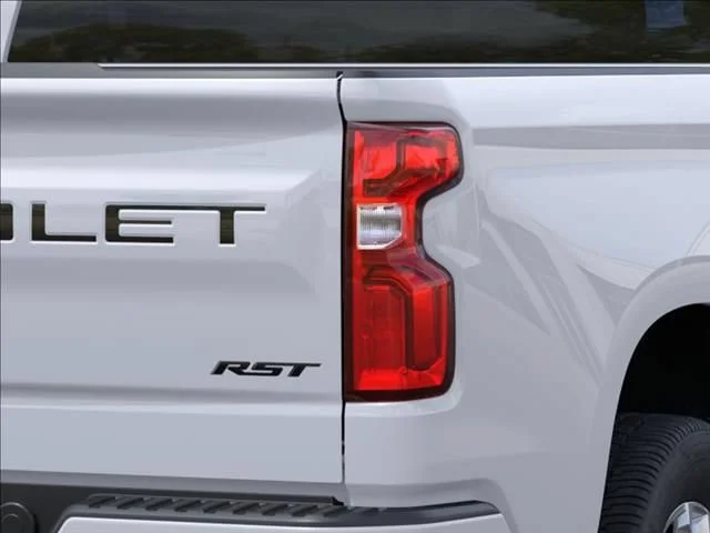 New 2026 Summit White Chevrolet RST image 11