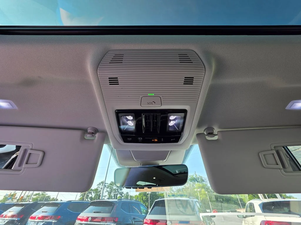 2026 Volkswagen Tiguan SE - Photo 24
