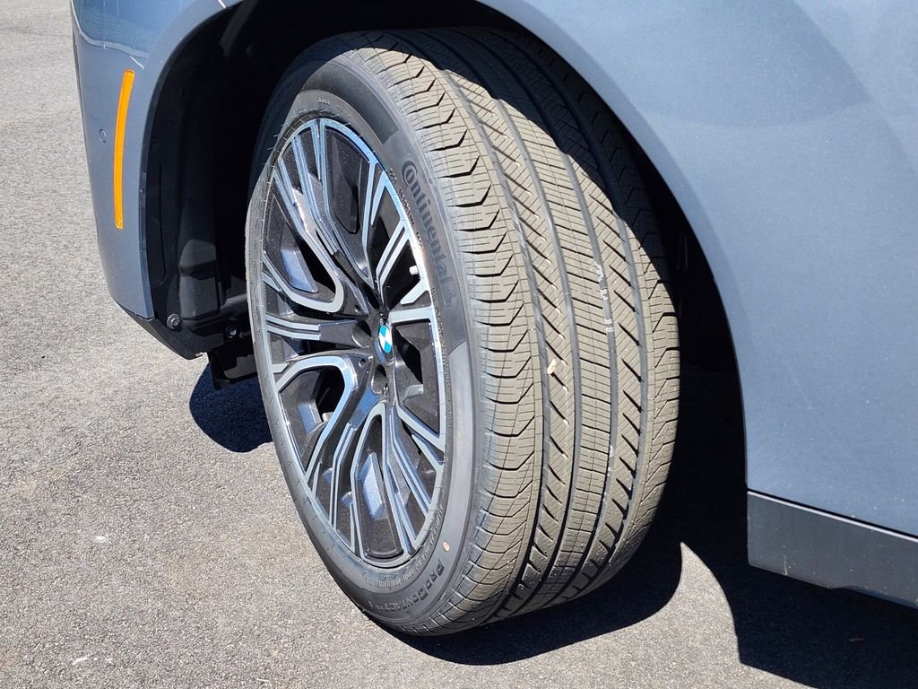 New 2026 Gray BMW 30 xDrive image 31