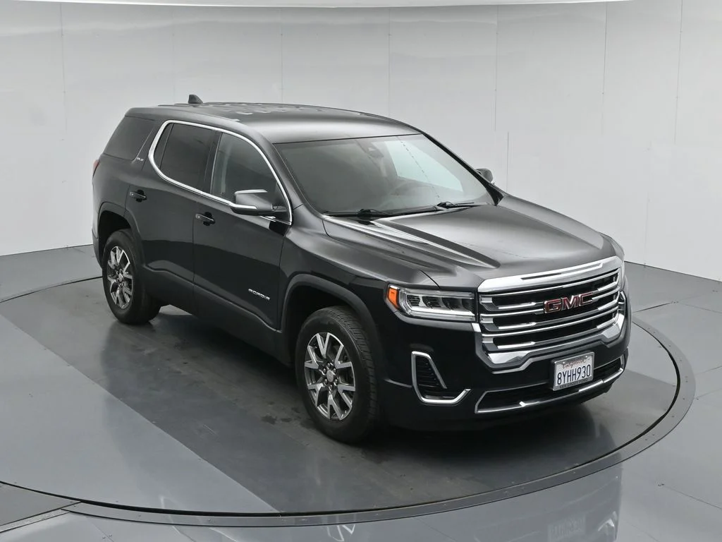 Used 2022 Black GMC SLE image 41