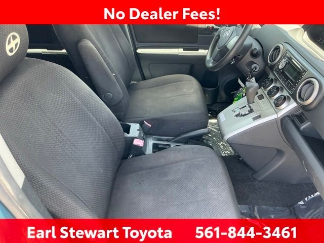 Used 2009 Green Scion Base image 33