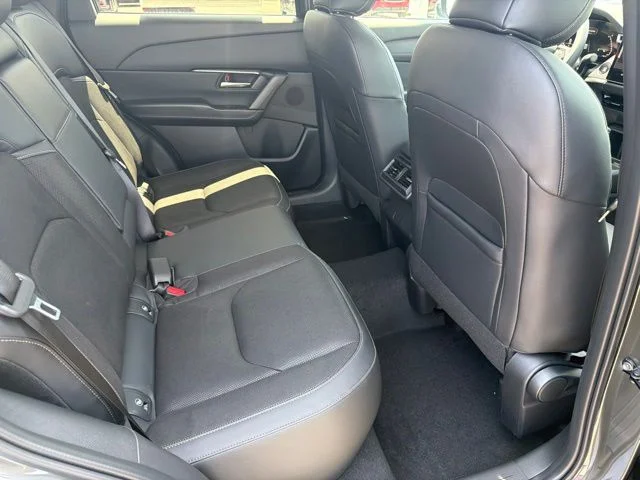 New 2026 Machine Gray Metallic Mazda 2.5 S Preferred AWD image 29