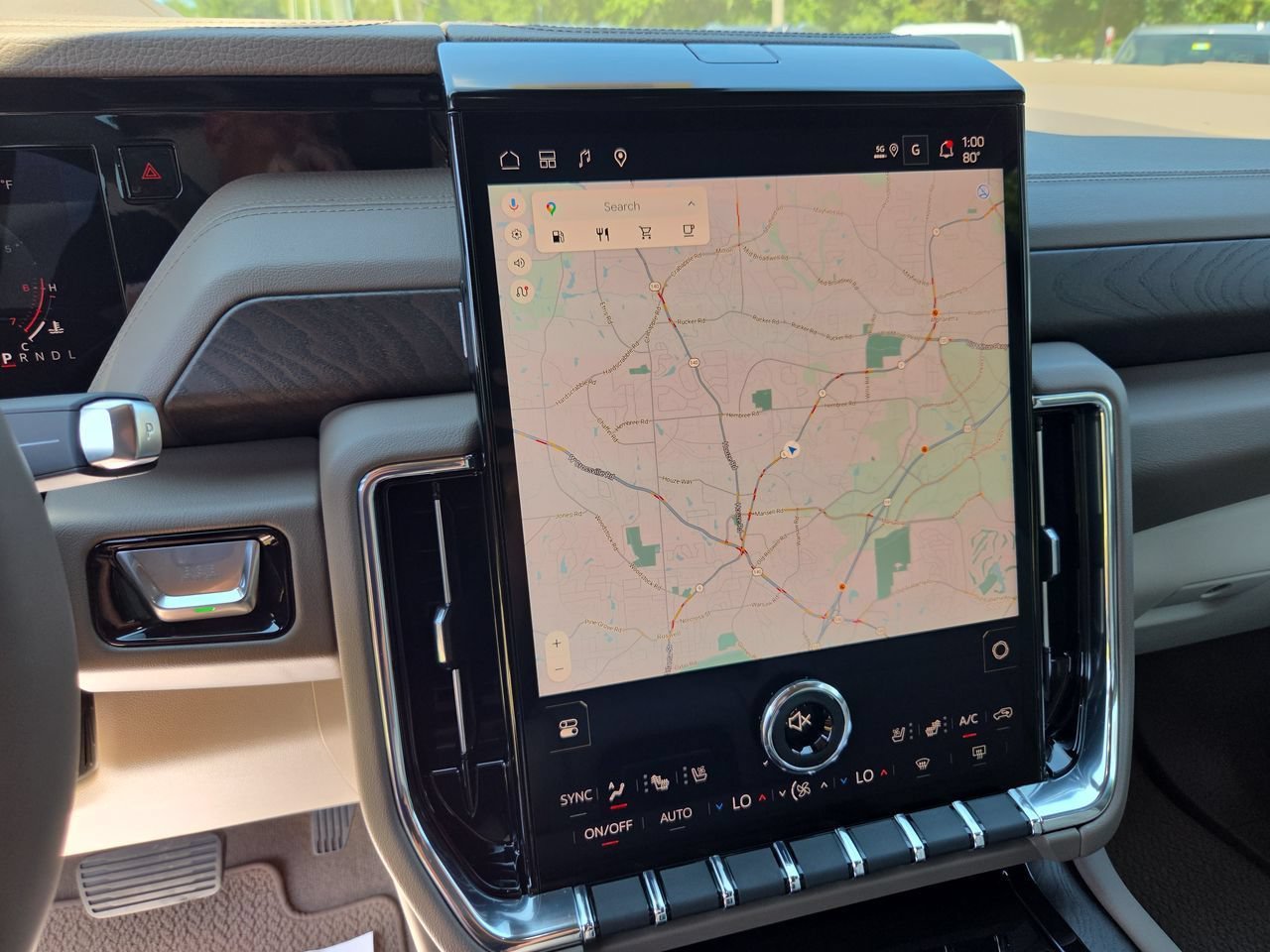 2026 GMC Yukon XL Denali - Photo 14