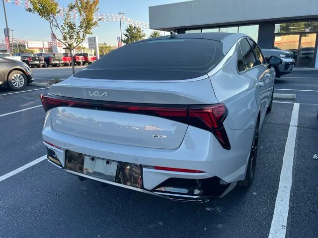 Used 2025 Gray Kia GT-Line image 5