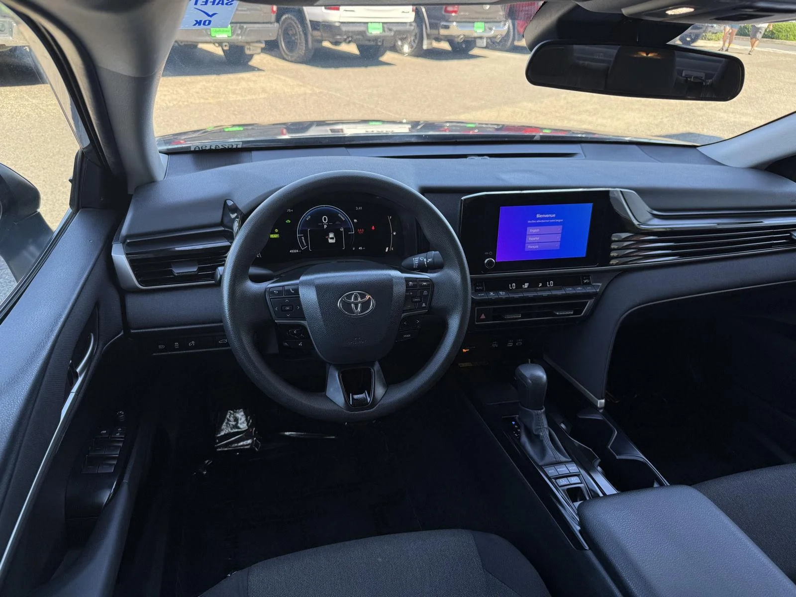 Used 2025 Underground Toyota LE image 15