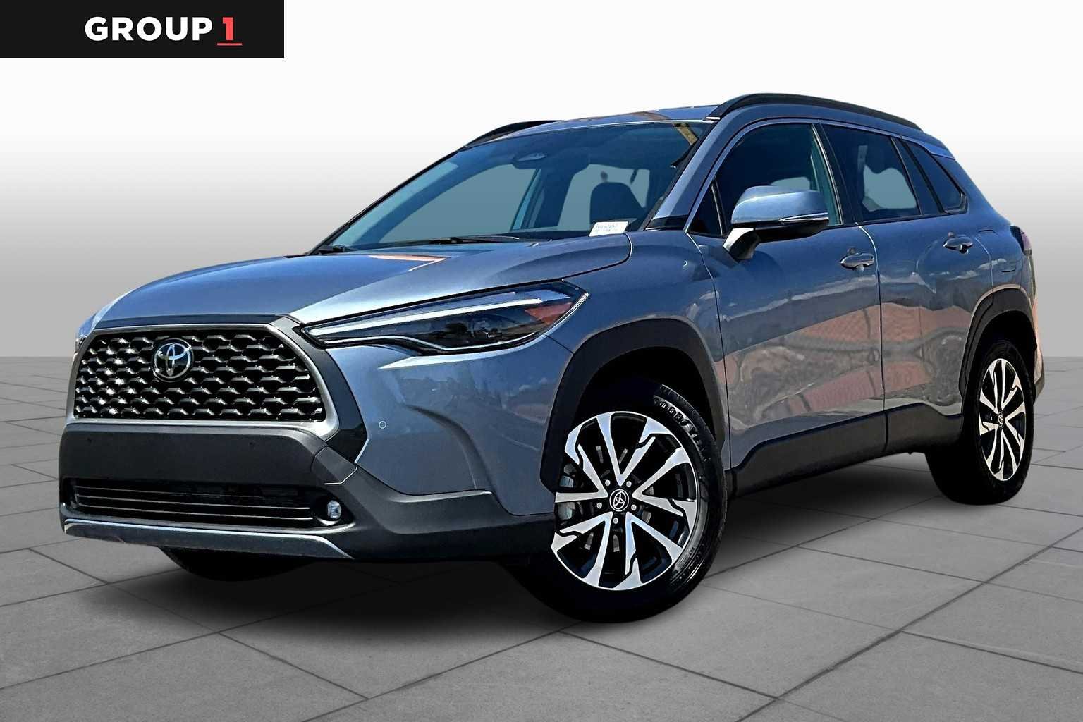2024 Toyota Corolla Cross XLE AWD's photo