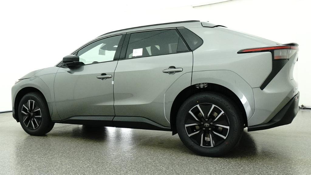 New 2026  Toyota XLE Plus image 9