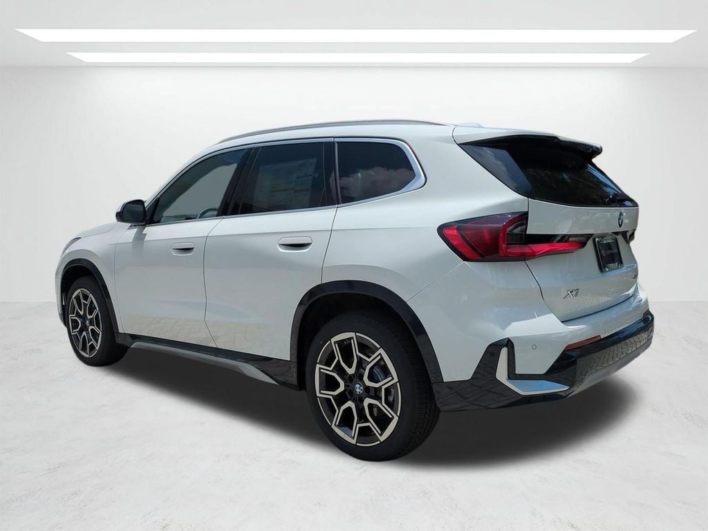 New 2026 Alpine White BMW xDrive28i image 6