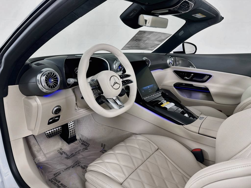 New 2027 MANUFAKTUR Moonlight White Metallic Mercedes-Benz SL 63 AMG® image 41