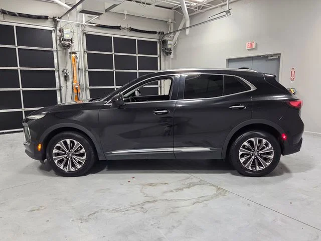 Used 2024 Black Buick Preferred image 4