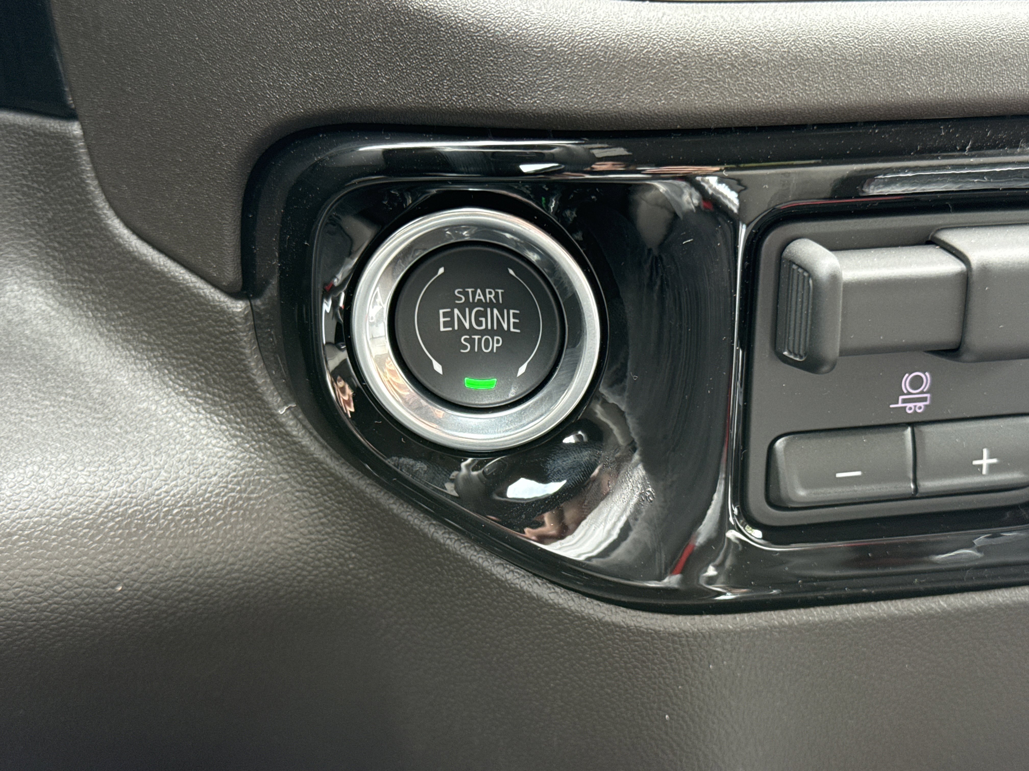 2026 GMC Sierra 2500HD SLT - Photo 22