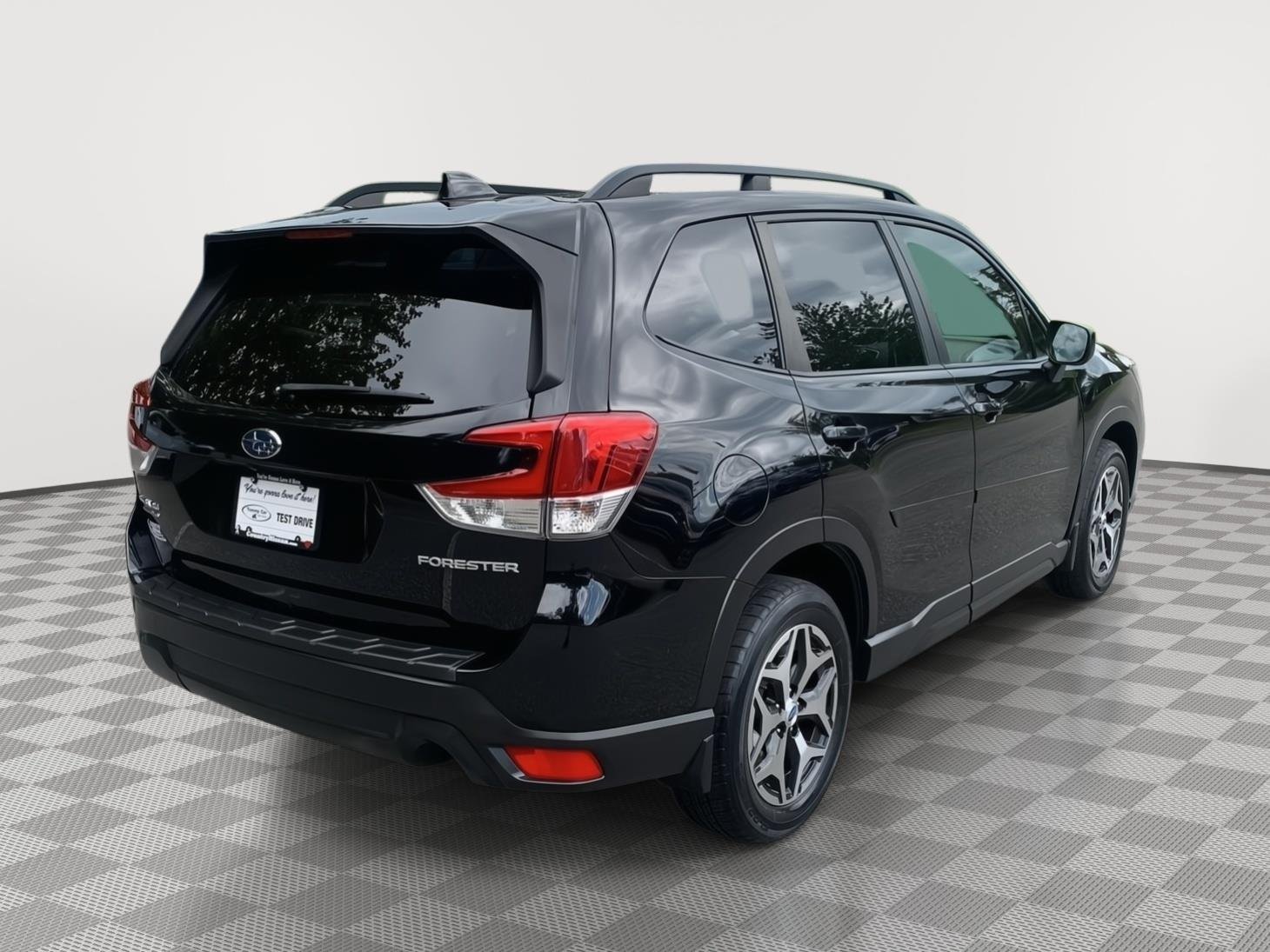 Used 2019 Crystal Black Silica Subaru Premium image 5