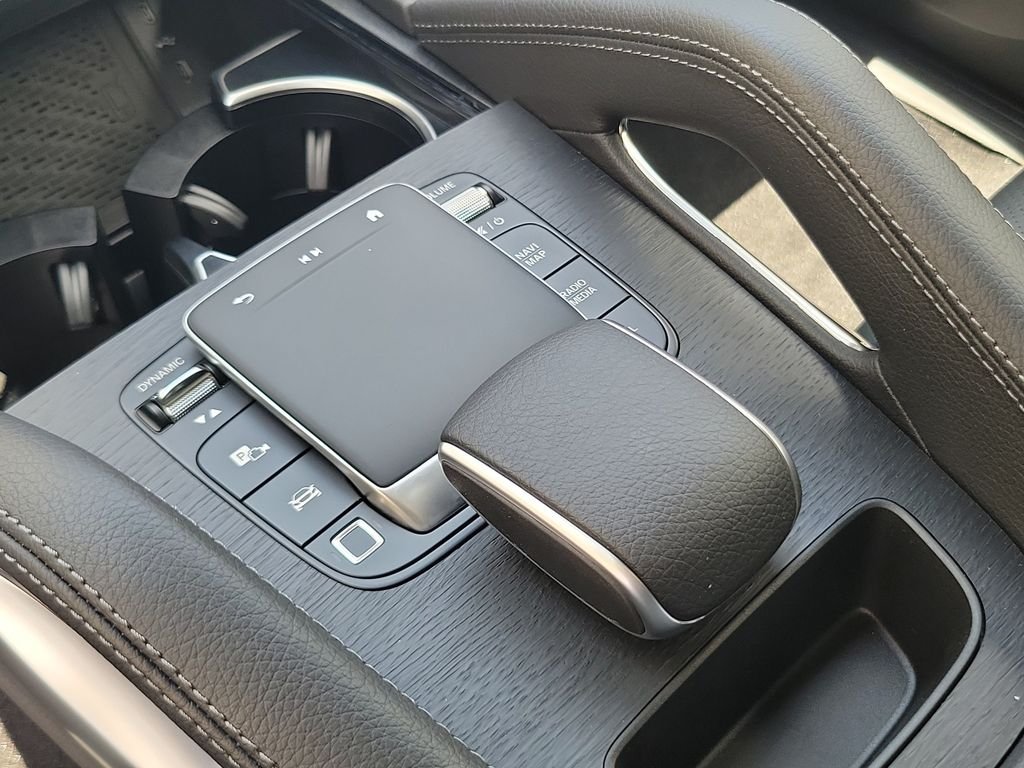 New 2026 Selenite Grey Metallic Mercedes-Benz GLE 450 image 31