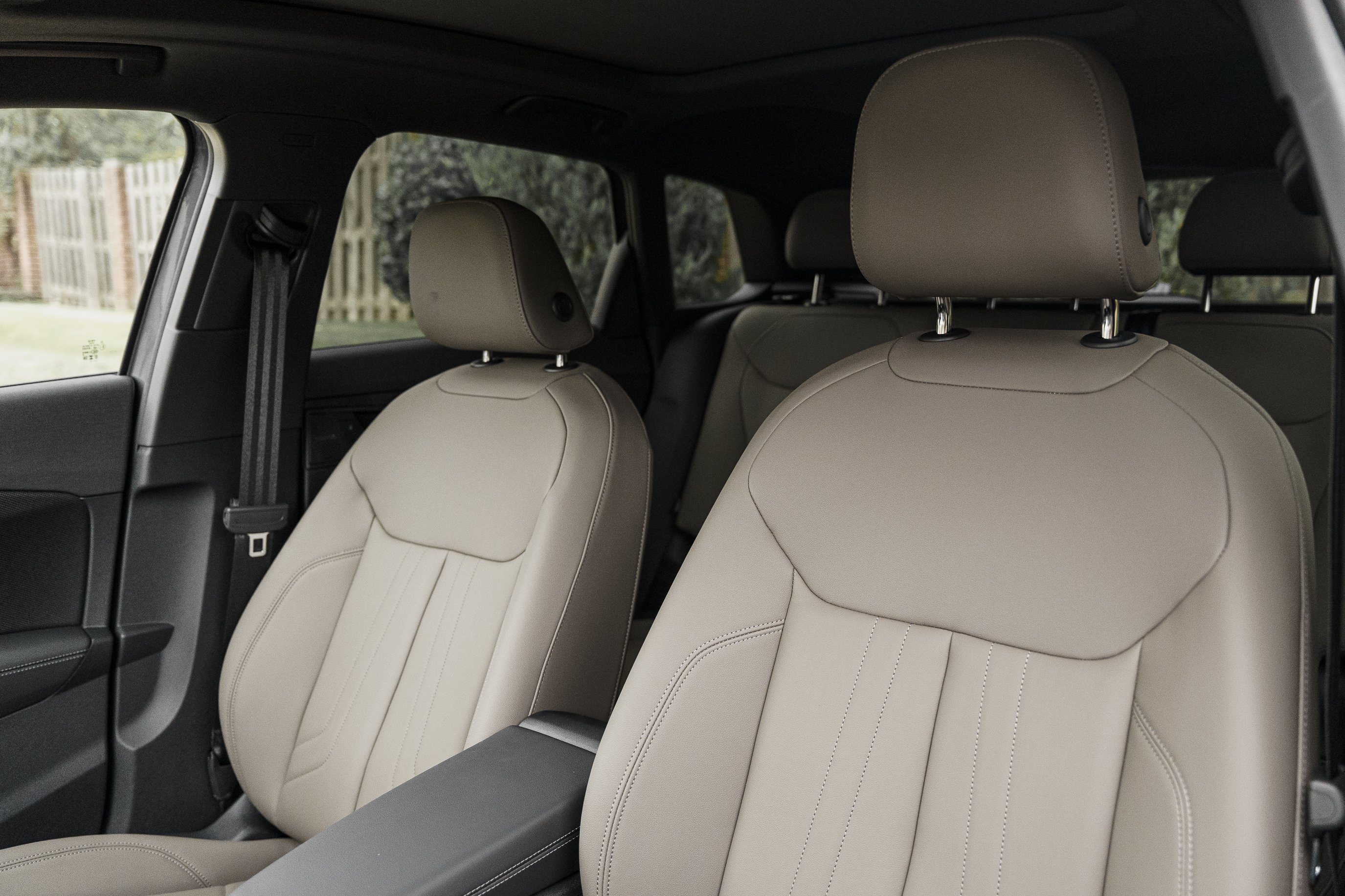 New 2026 SAGE GREEN Audi S line image 18