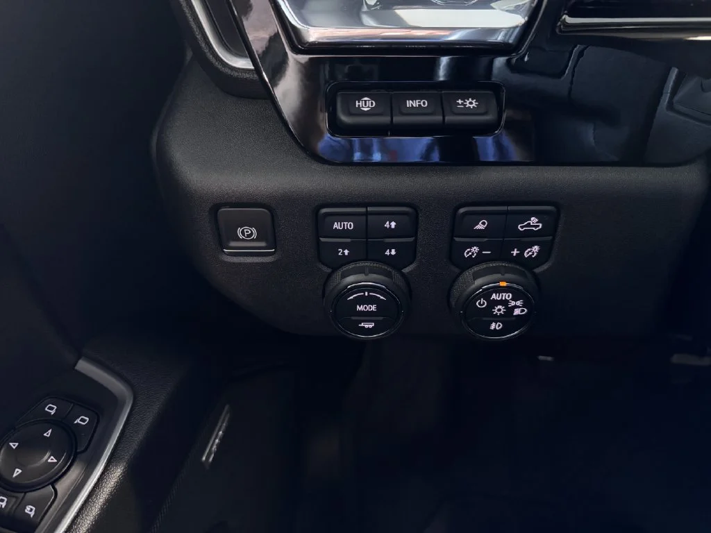 2024 Chevrolet Silverado 2500HD LTZ - Photo 26