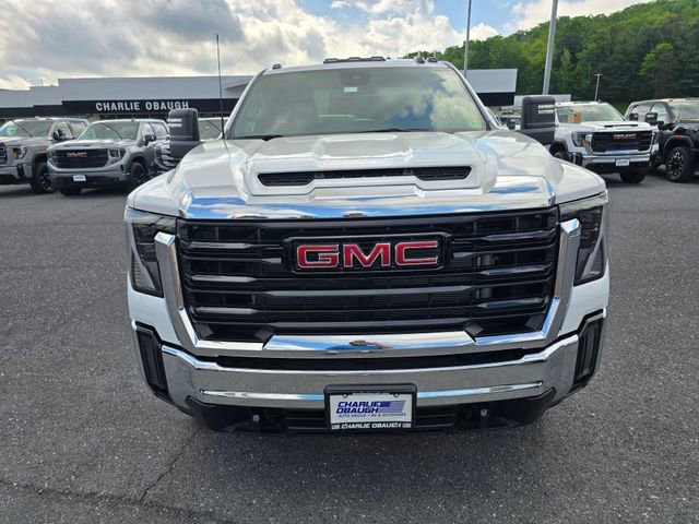 2025 GMC Sierra 3500HD Pro - Photo 8