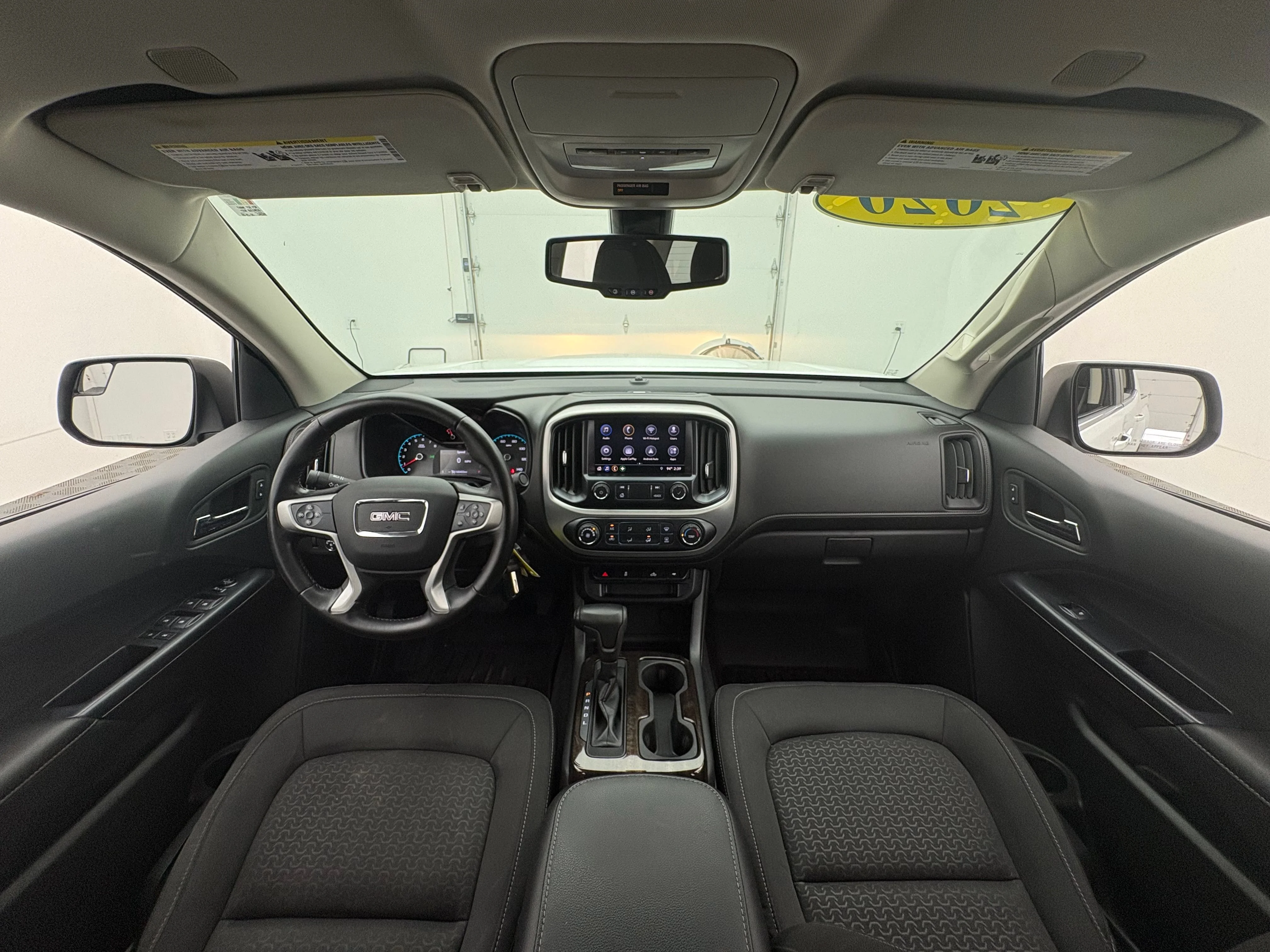 Used 2020 SUMMIT WHITE GMC 4WD SLE image 3