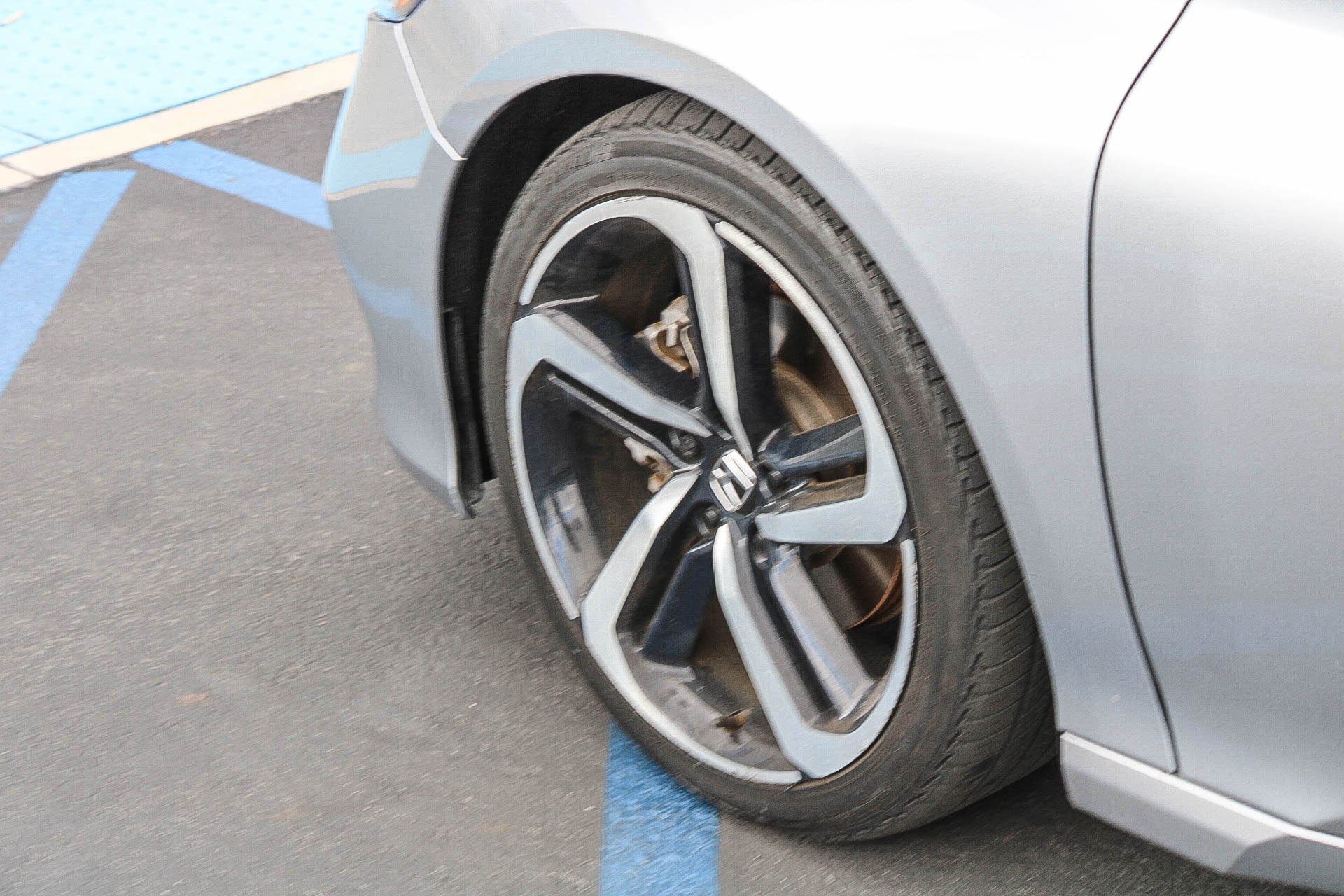 Used 2019 Lunar Silver Metallic Honda Sport 1.5T image 12