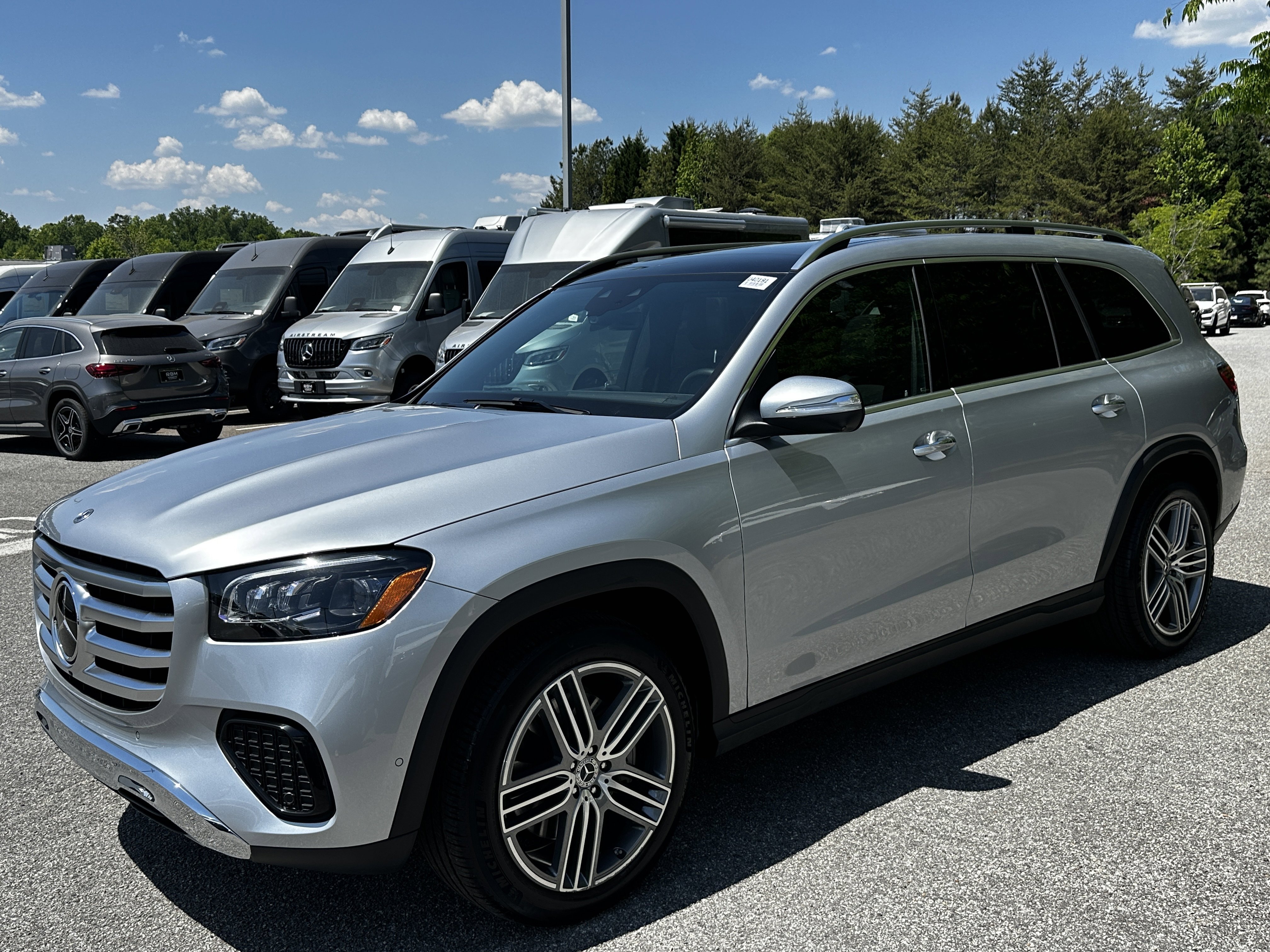 Certified Used 2025 Silver Mercedes-Benz GLS 450 image 4