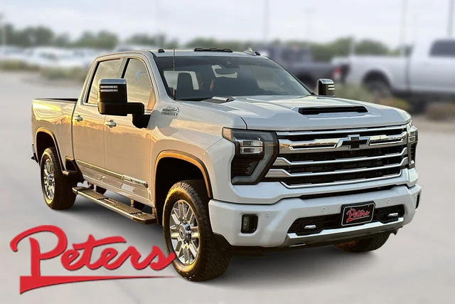 Pre-Owned 2025 Chevrolet Silverado 2500HD High Country With 4WD