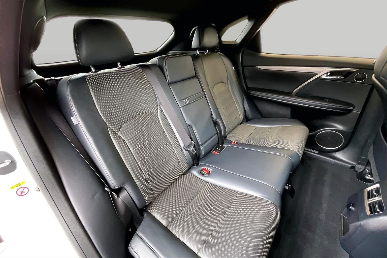 Used 2018 Ultra White Lexus  image 18